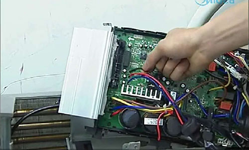 西乡美的空调电话是多少